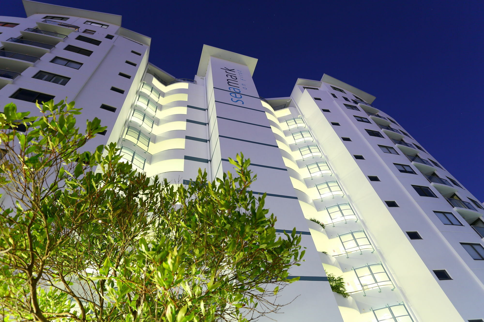 Seamark On First Mooloolaba Exteriör bild