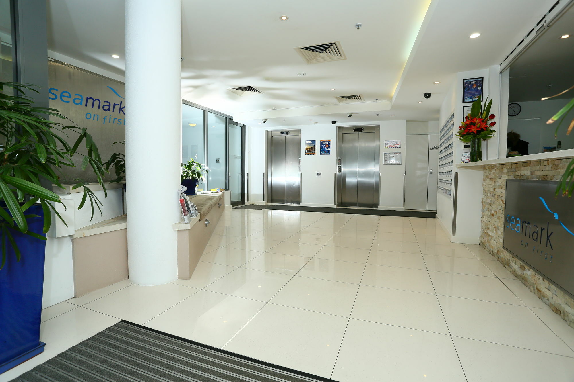 Seamark On First Mooloolaba Exteriör bild